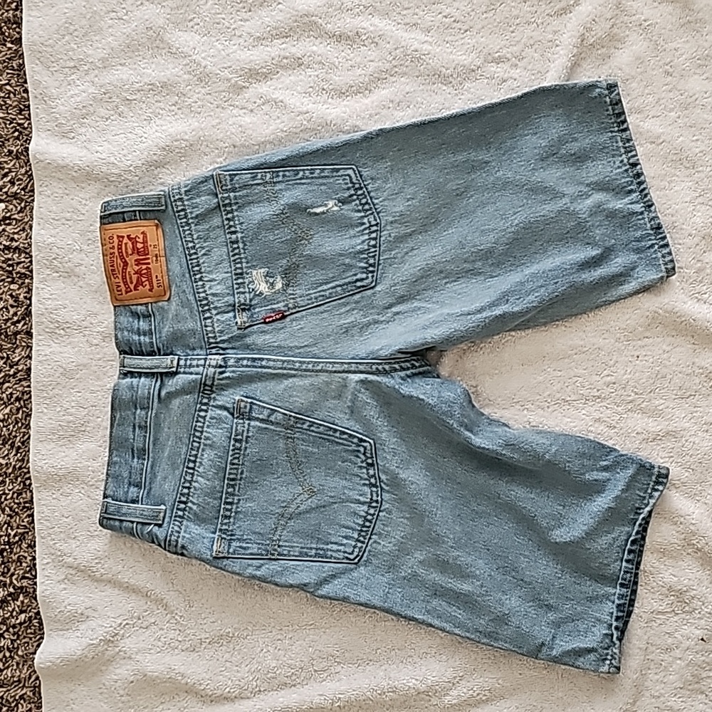 Levi's - Picture 2 of 2